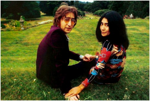 John and Yoko in The U.S. Vs John Lennon